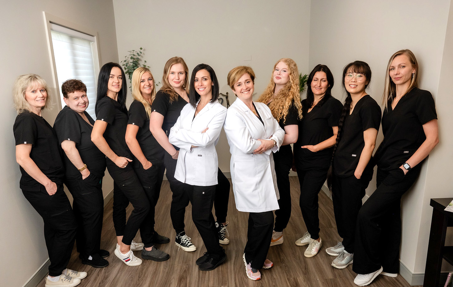 hero-team - The Center For Dental Healing